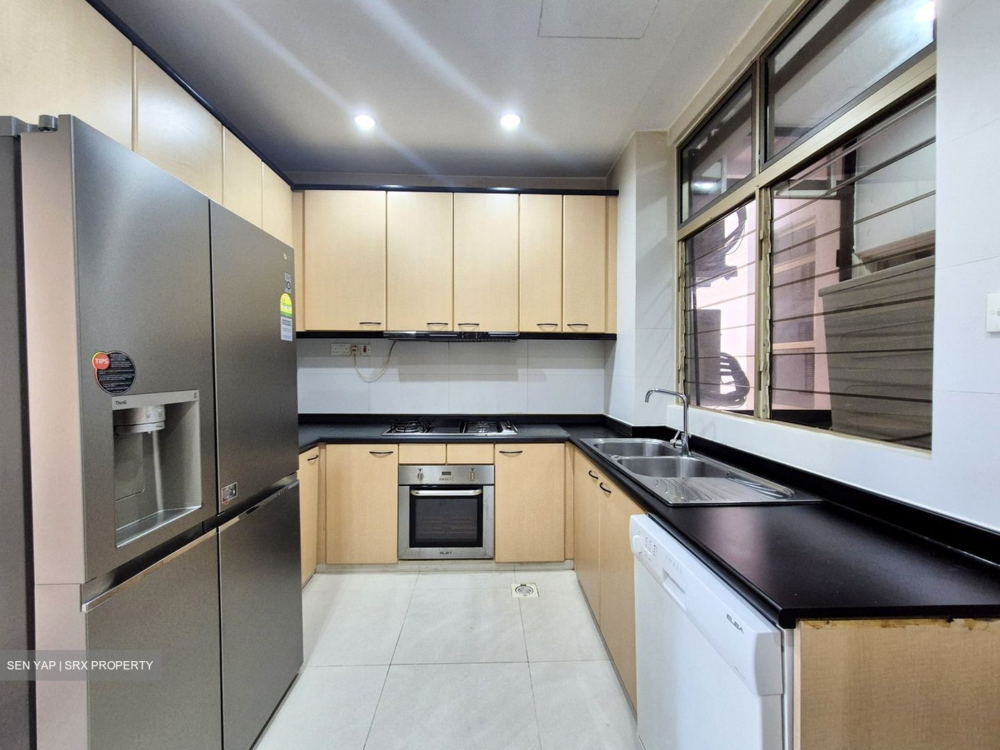 Leonie Condotel (D9), Condominium #638706491